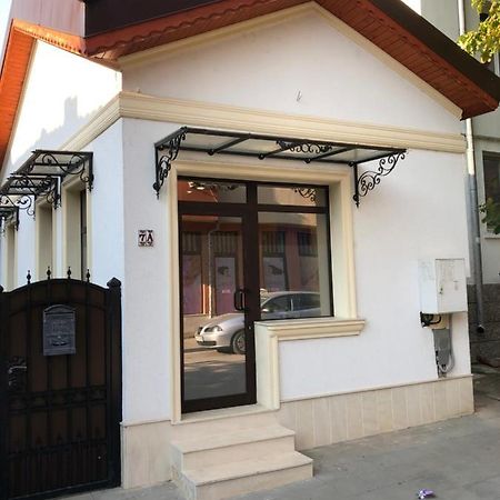 White House Apartment Pleven Bagian luar foto